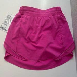 Lululemon Hotty hot high rise skirt-Size 4